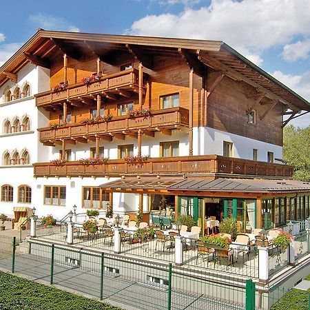 Alpines Gourmet Hotel Montanara Flachau Exterior foto